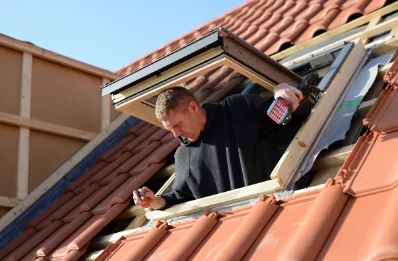 Pose de fenêtres de toit Velux à Izotges